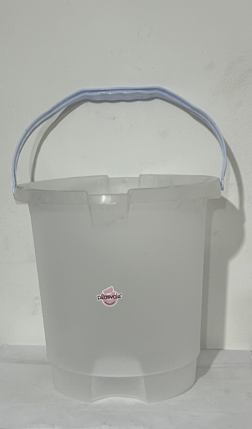 BALDE PLASVALE TRANSPARENTE 16LTS