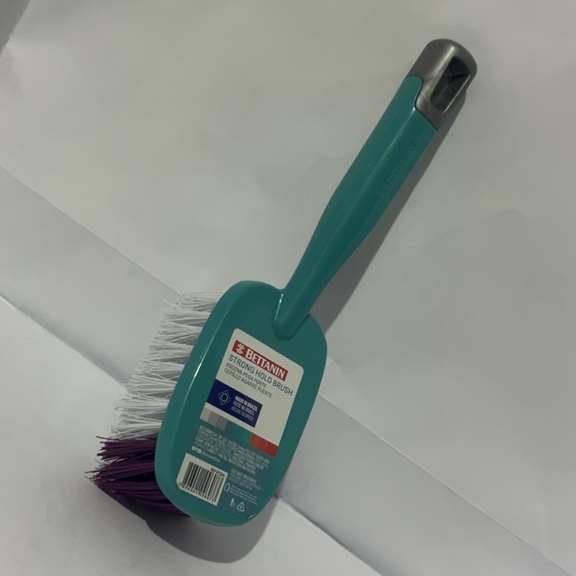 ESCOVA PEGA FORTE BETTANIN