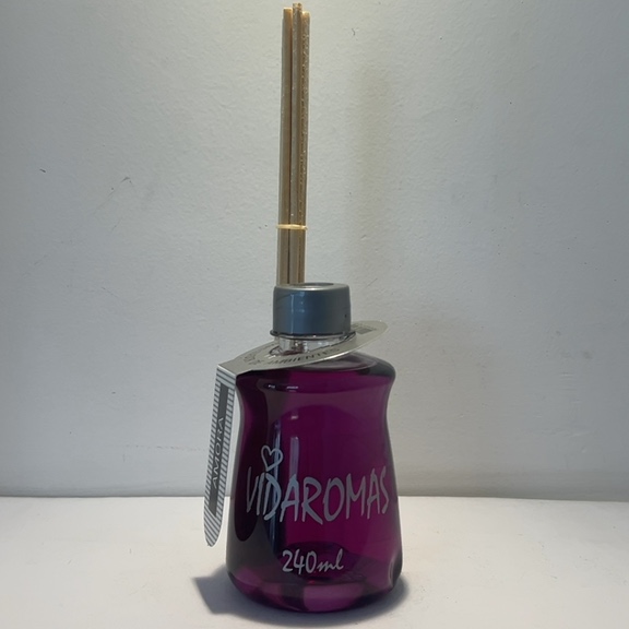 AROMATIZADOR DE AMBIENTES AMORA VIDAROMAS 240ml