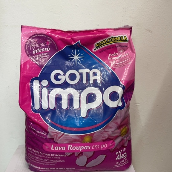 LAVA ROUPAS EM PÓ PODER BRANQUEADOR GOTA LIMPA 4KG